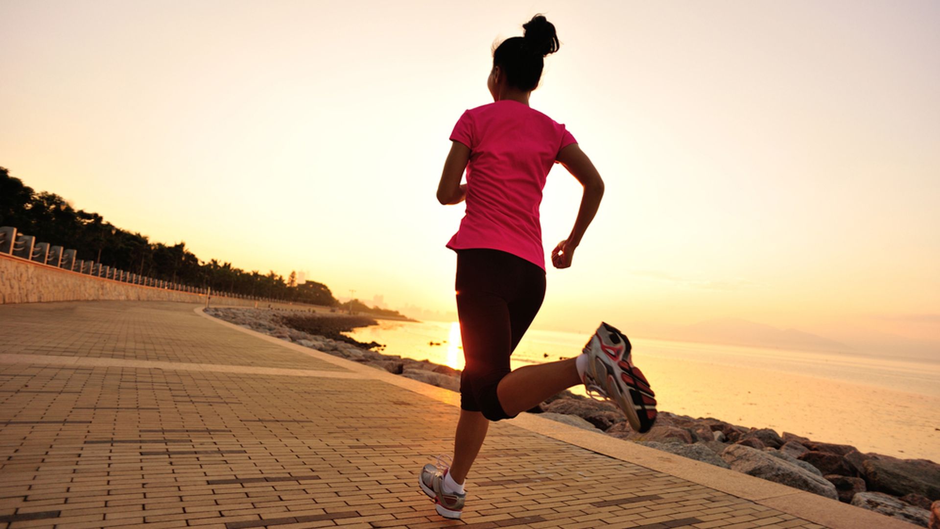 benefícios da atividade física para a saúde alongamento